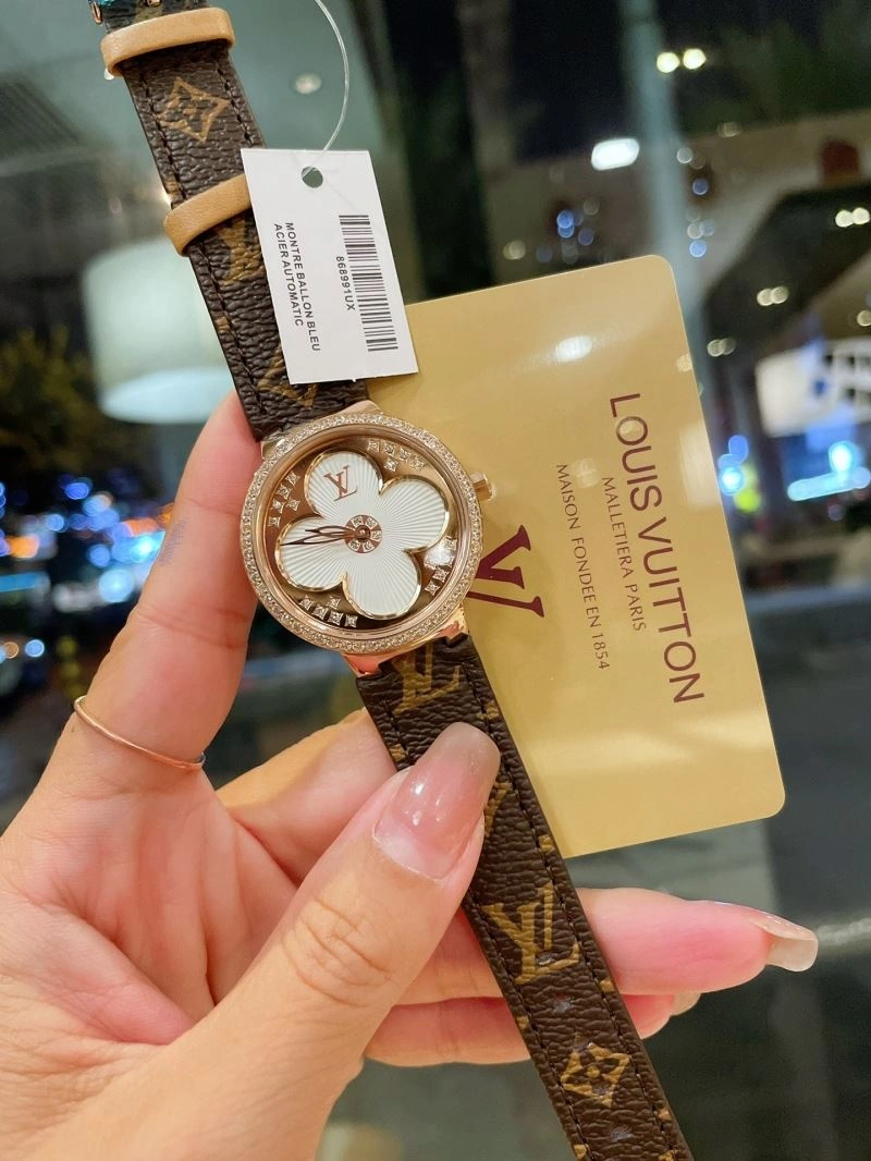 ZeroBulk LOUIS VUITTON Watches 189869
