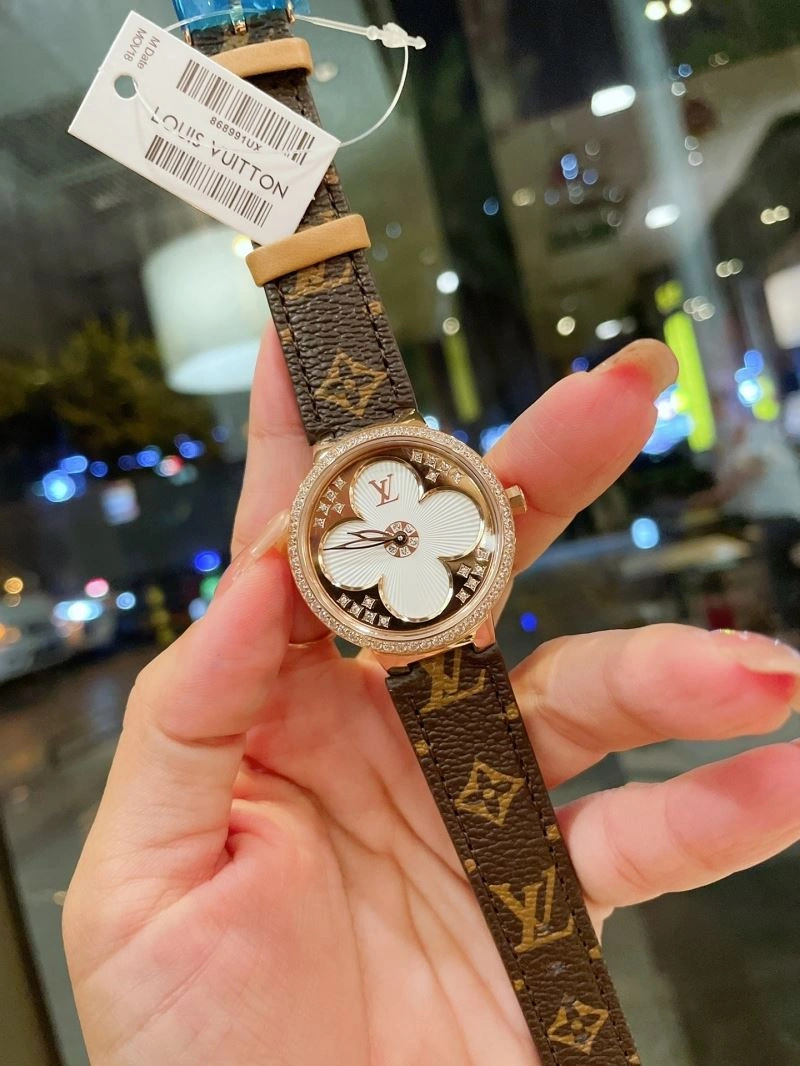 ZeroBulk LOUIS VUITTON Watches 189869