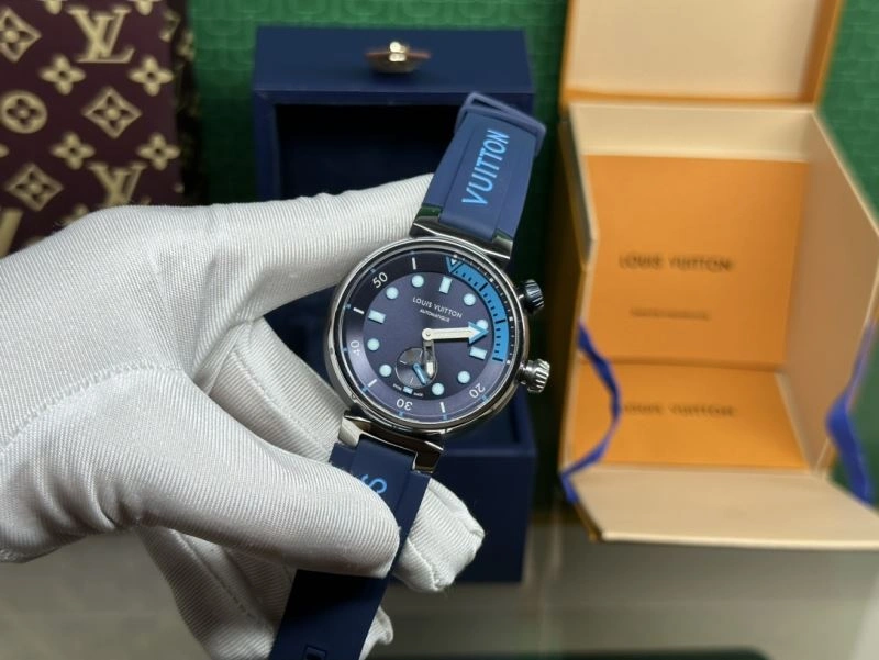 LOUIS VUITTON Watches GoodFit 189867