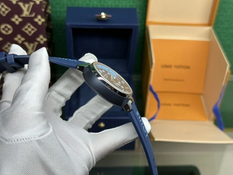 LOUIS VUITTON Watches GoodFit 189867