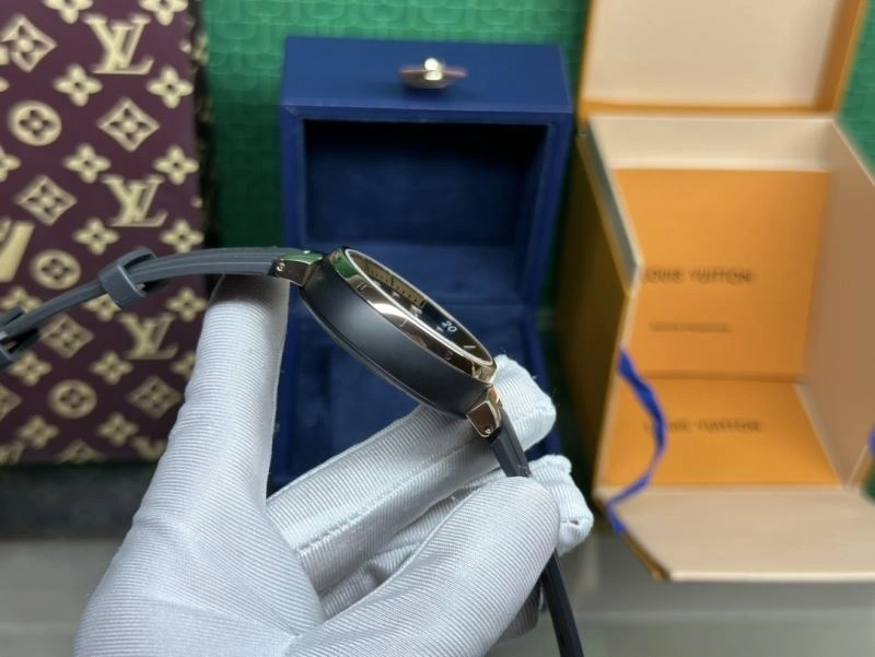 LOUIS VUITTON Watches Comfortable 189863