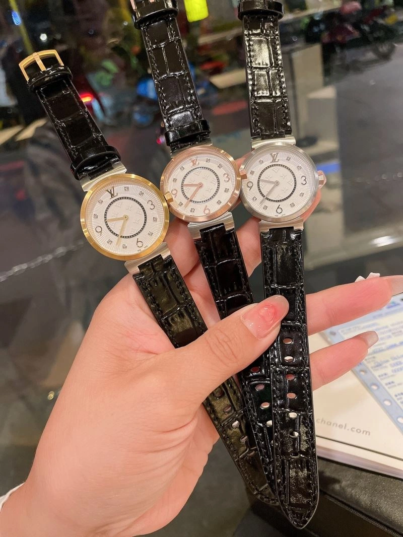 EasyMatch LOUIS VUITTON Watches 189861