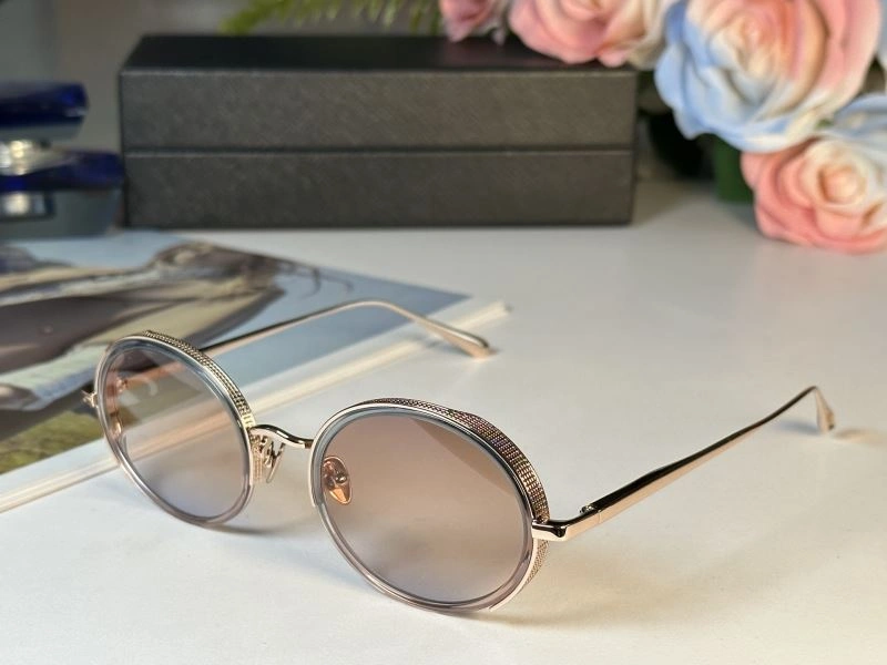 Durable Linda Farrow Sunglasses 280298