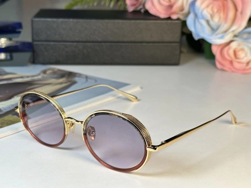 Durable Linda Farrow Sunglasses 280298