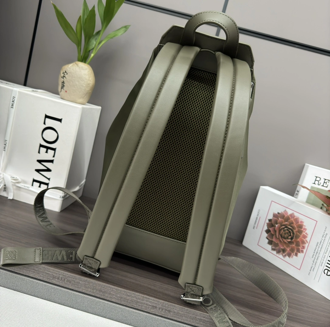 Unisex Loewe Backpacks 72193
