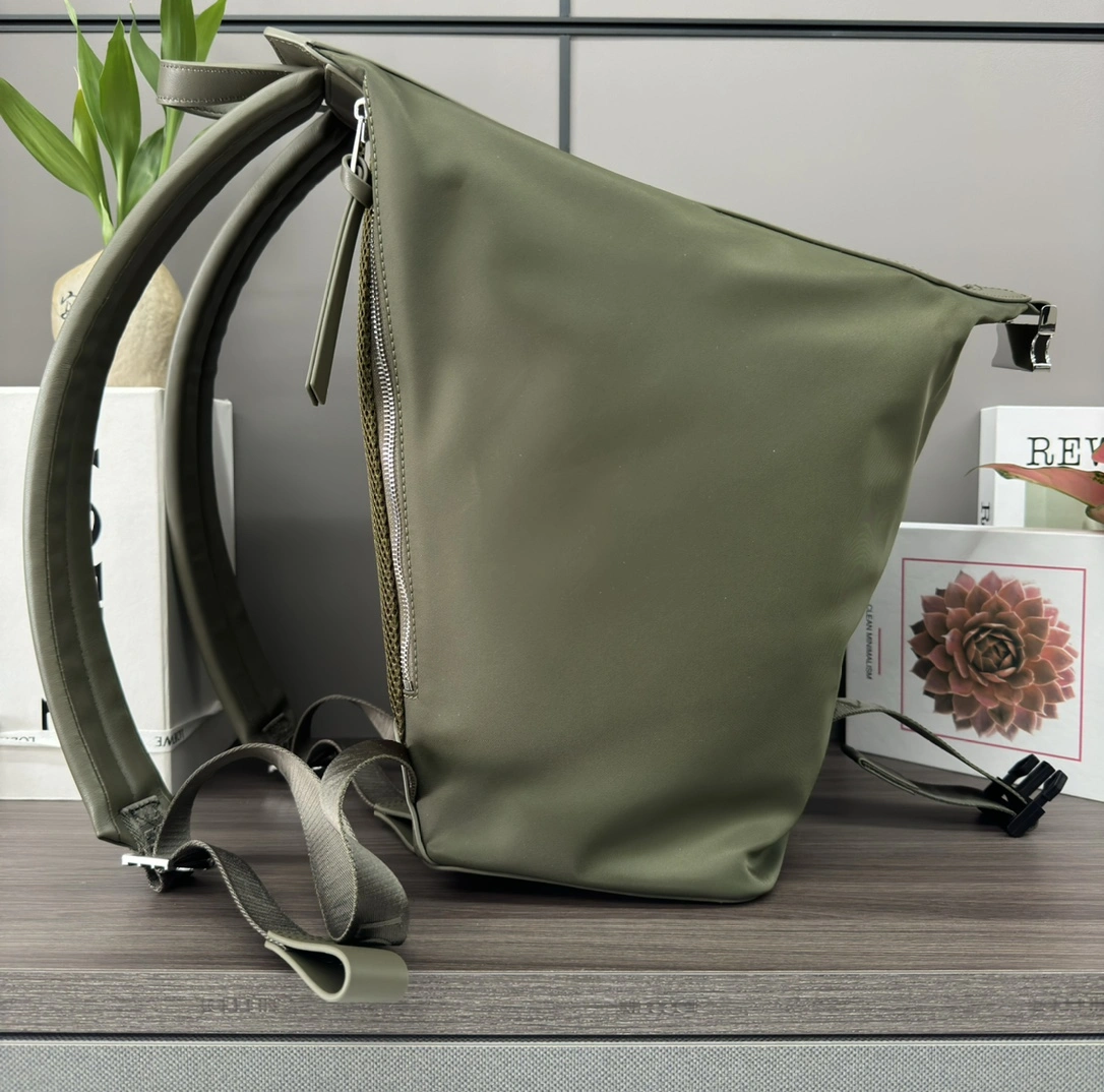 Unisex Loewe Backpacks 72193