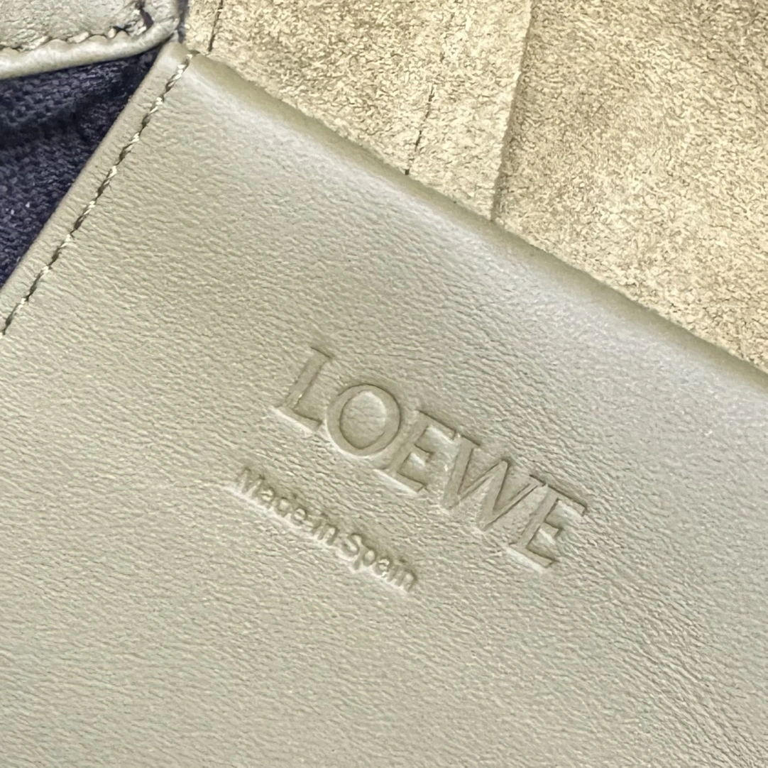 Loewe Backpacks Bright 67252