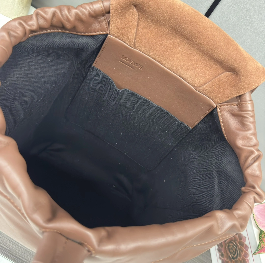 Loewe Backpacks Sleek 67289