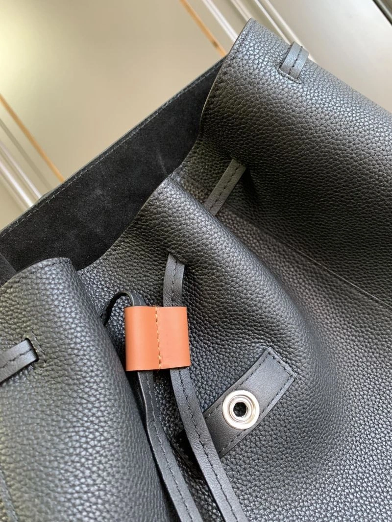 Neat Loewe Backpacks 61718