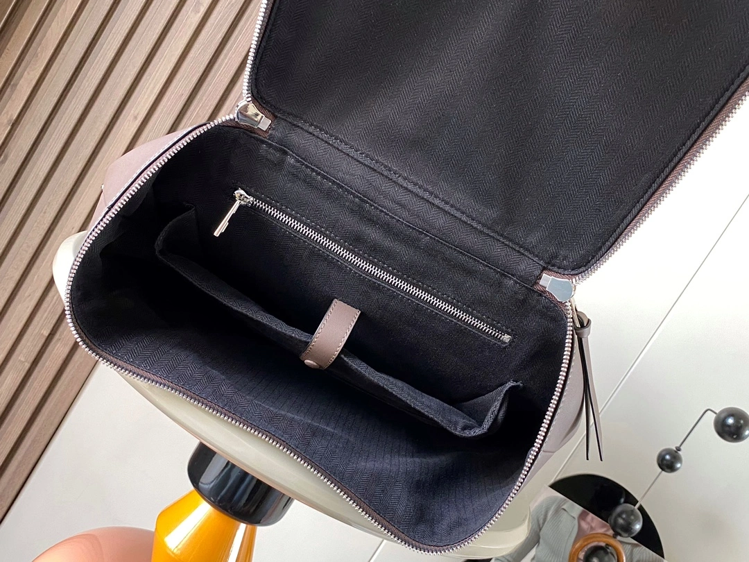 Vibrant Loewe Backpacks 72011