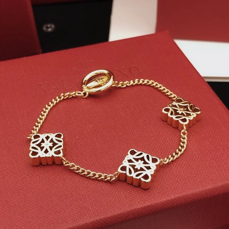 Loewe Bracelets Chic 207928