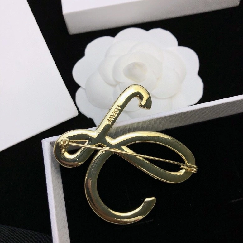 Loewe Brooches BestValue 211978