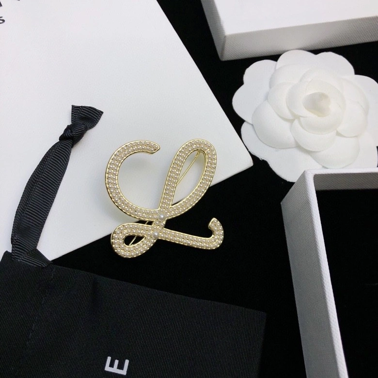Loewe Brooches BestValue 211978