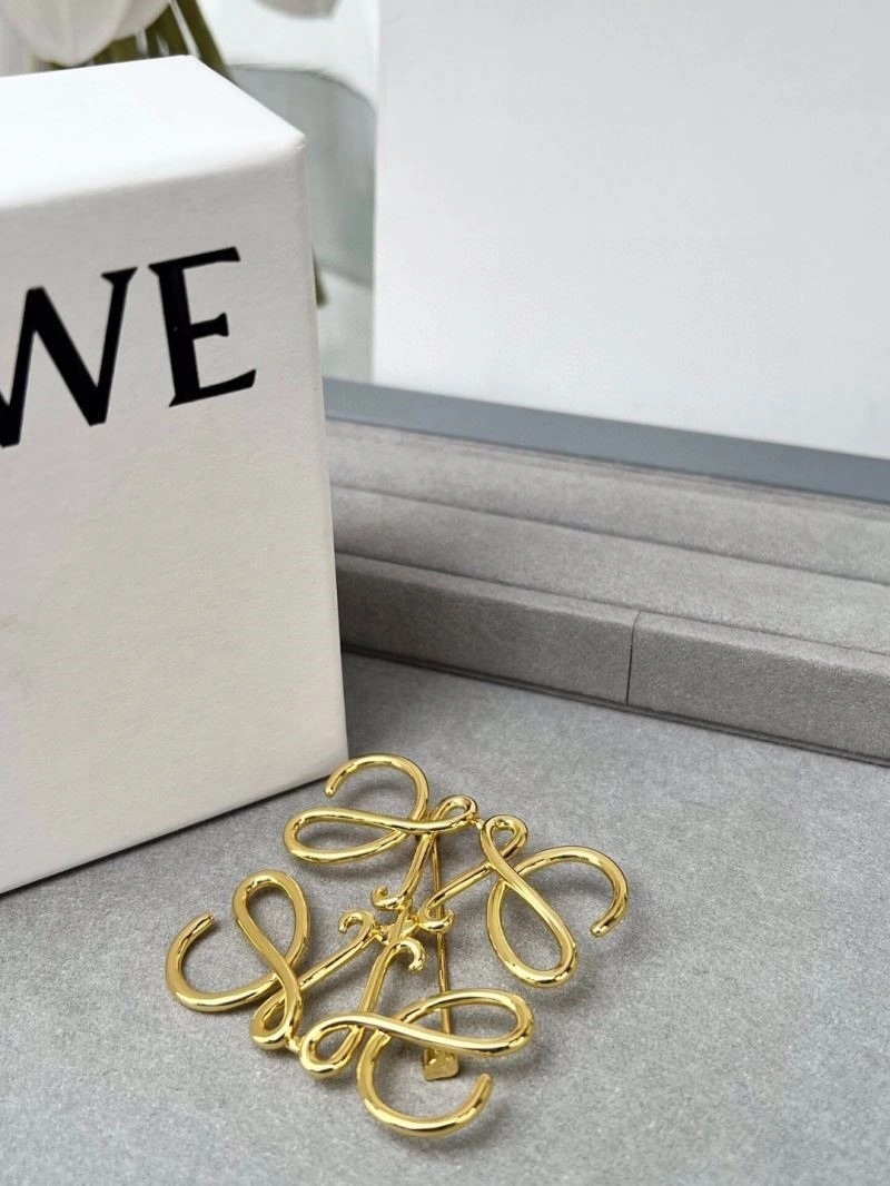 Loewe Brooches Chic 210615