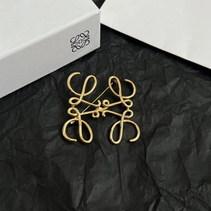 QuickDry Loewe Brooches 208715