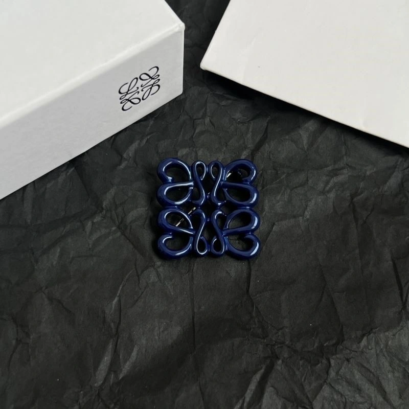 Loewe Brooches Timeless 208676