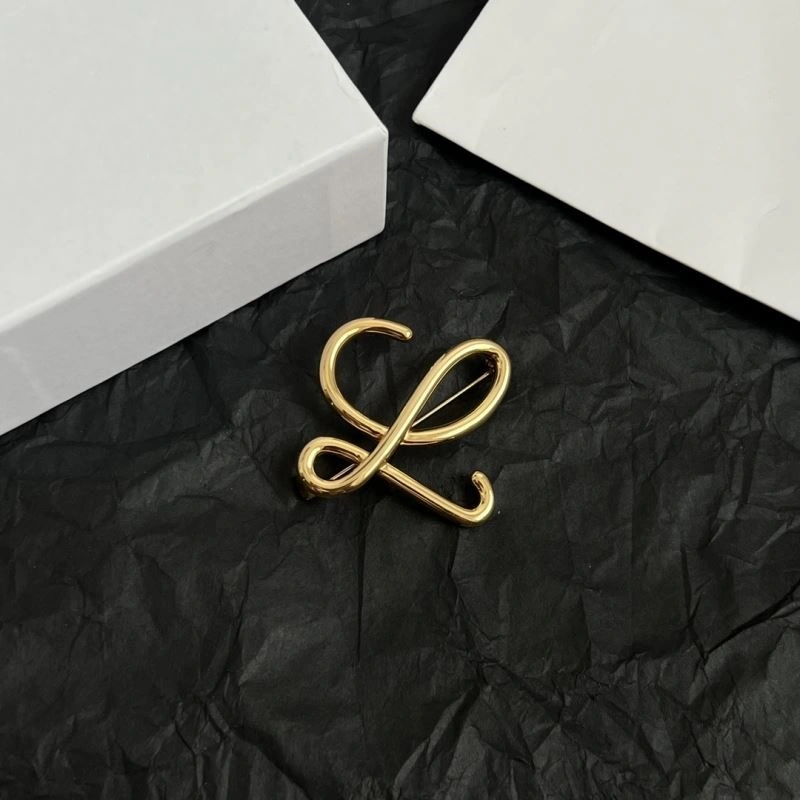 Bright Loewe Brooches 208666