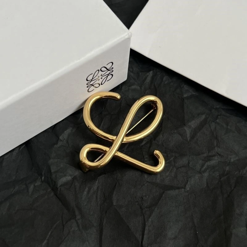 Bright Loewe Brooches 208666