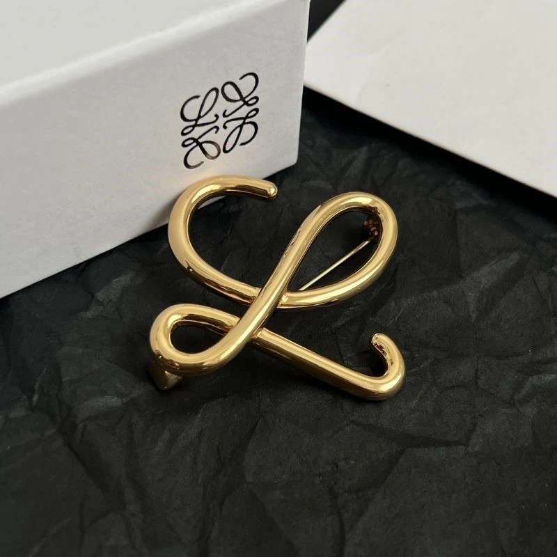 Bright Loewe Brooches 208666