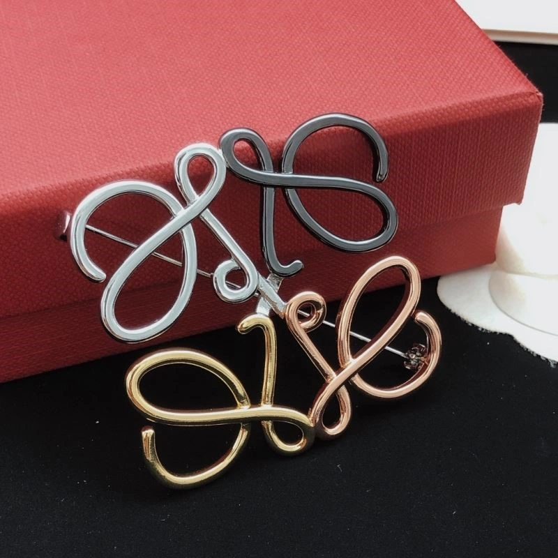 SoftTouch Loewe Brooches 208674