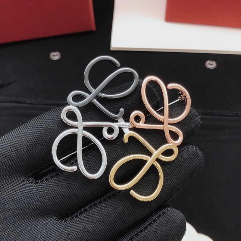 SoftTouch Loewe Brooches 208674