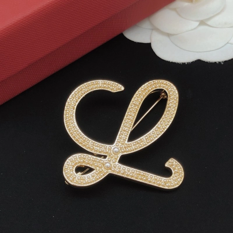 Stylish Loewe Brooches 207931