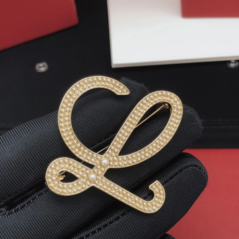 Stylish Loewe Brooches 207931