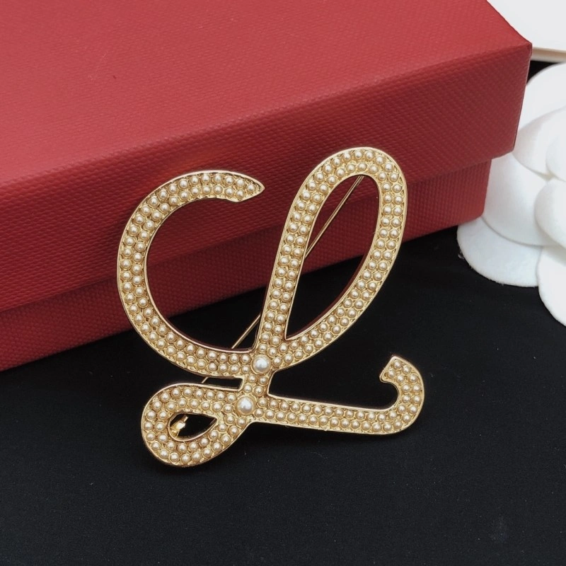 Stylish Loewe Brooches 207931