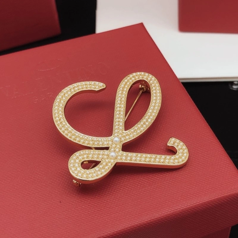 Stylish Loewe Brooches 207931