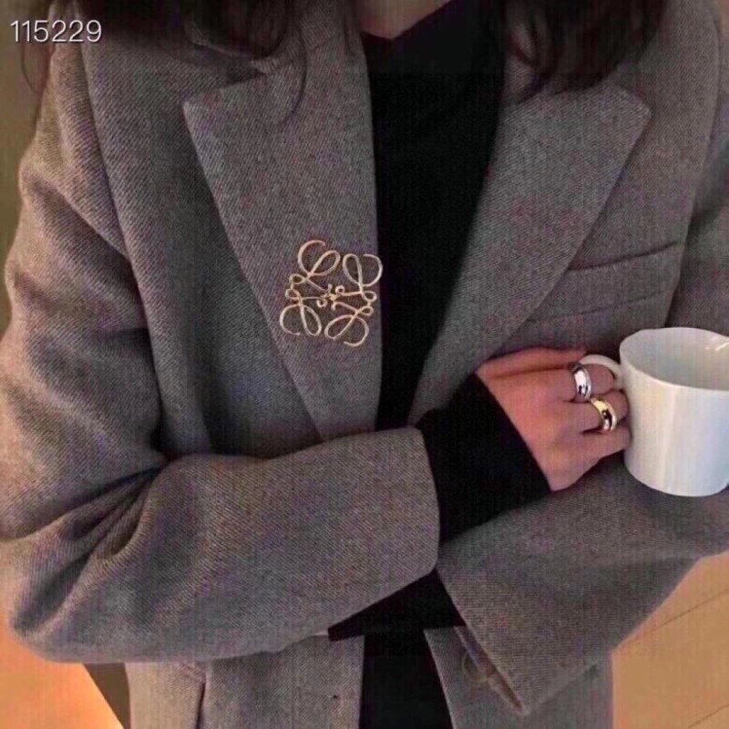 Loewe Brooches Comfortable 207926