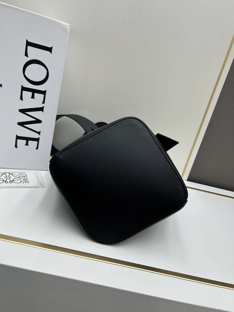 Practical Loewe Bucket Bags 83834