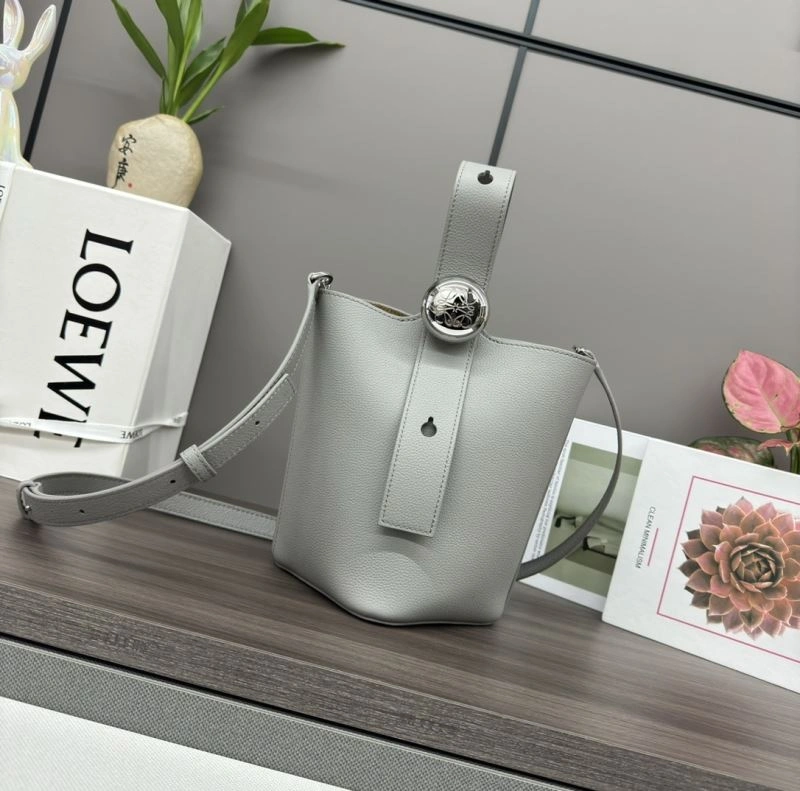 Unique Loewe Bucket Bags 58627