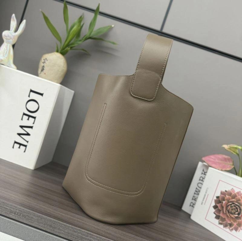 MultiPurpose Loewe Bucket Bags 58594