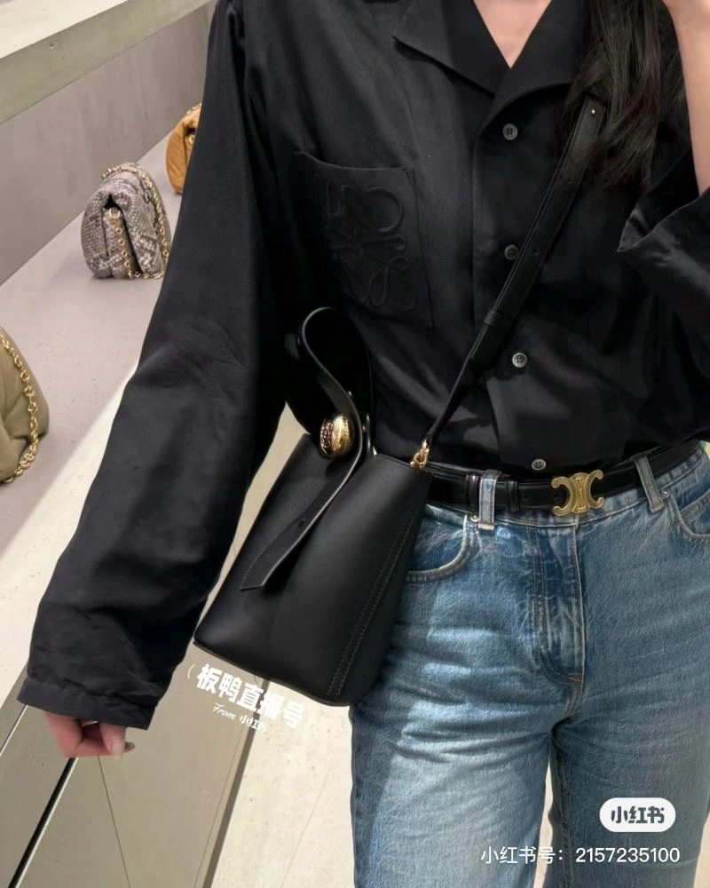 ModernLook Loewe Bucket Bags 73470