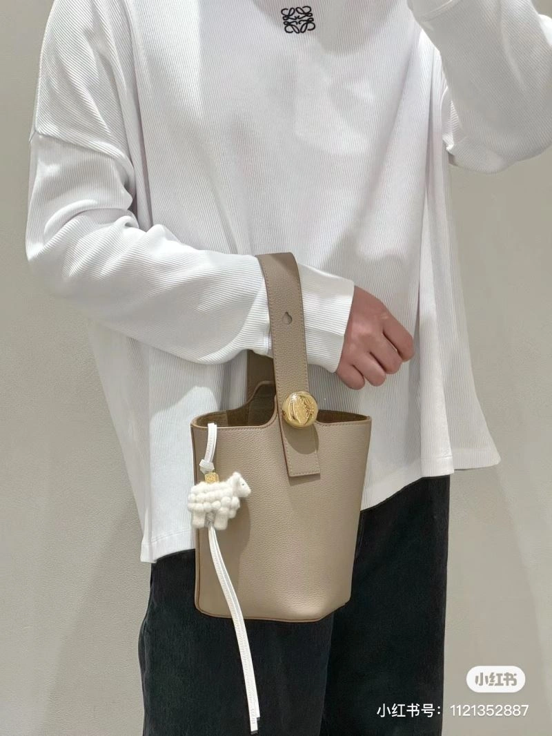 Comfortable Loewe Bucket Bags 73401