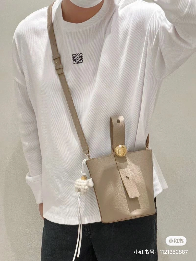 Comfortable Loewe Bucket Bags 73401