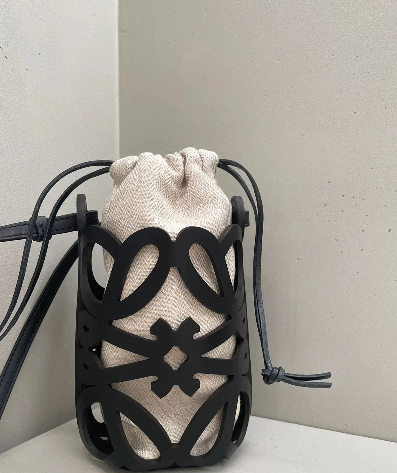 Loewe Bucket Bags Versatile 72195