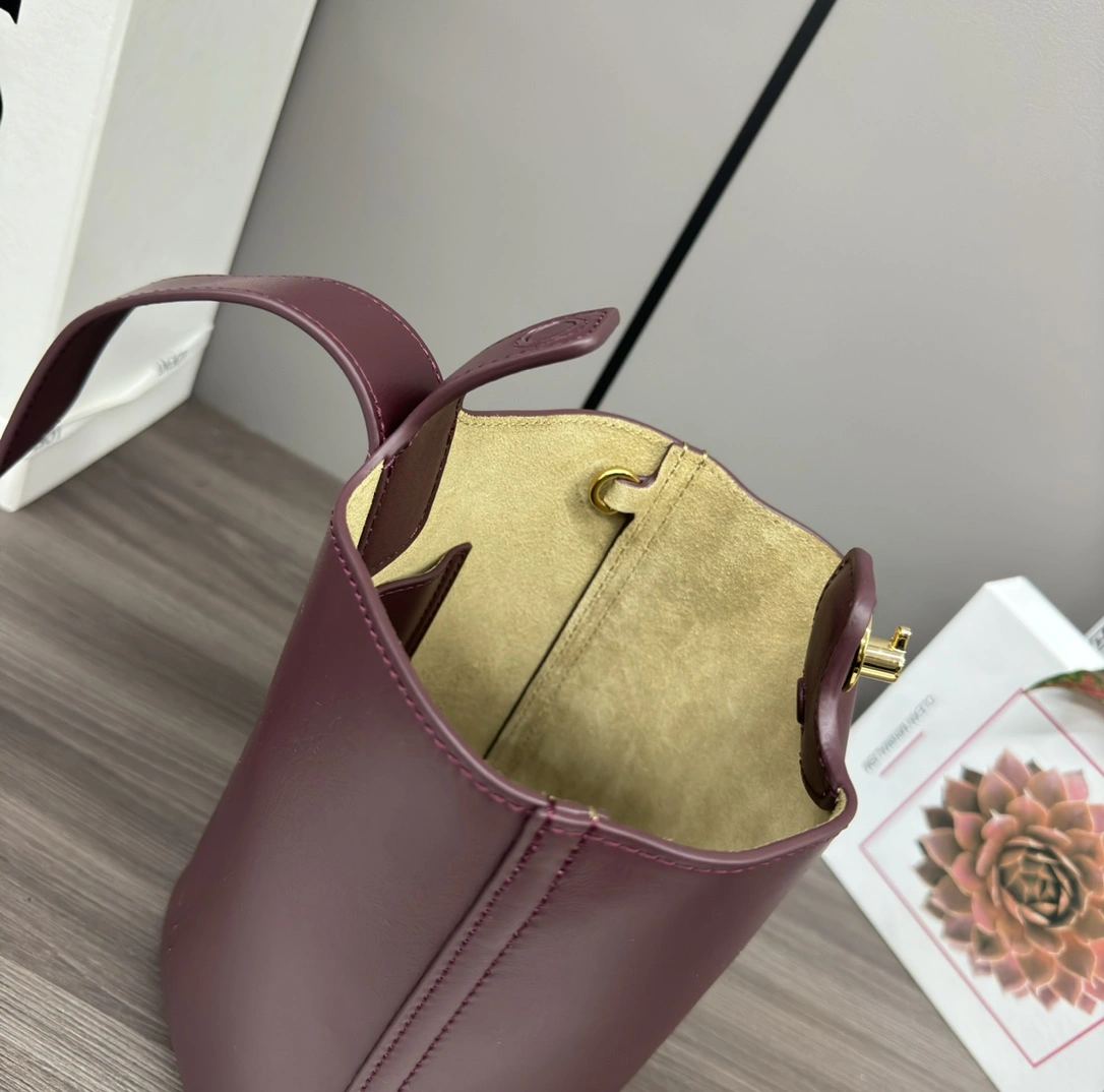 Reliable Loewe Bucket Bags 67254