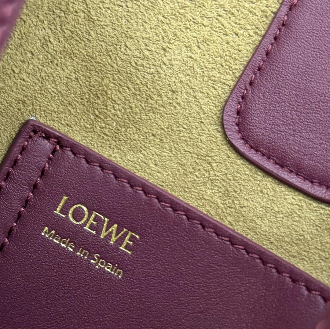 Durable Loewe Bucket Bags 67248