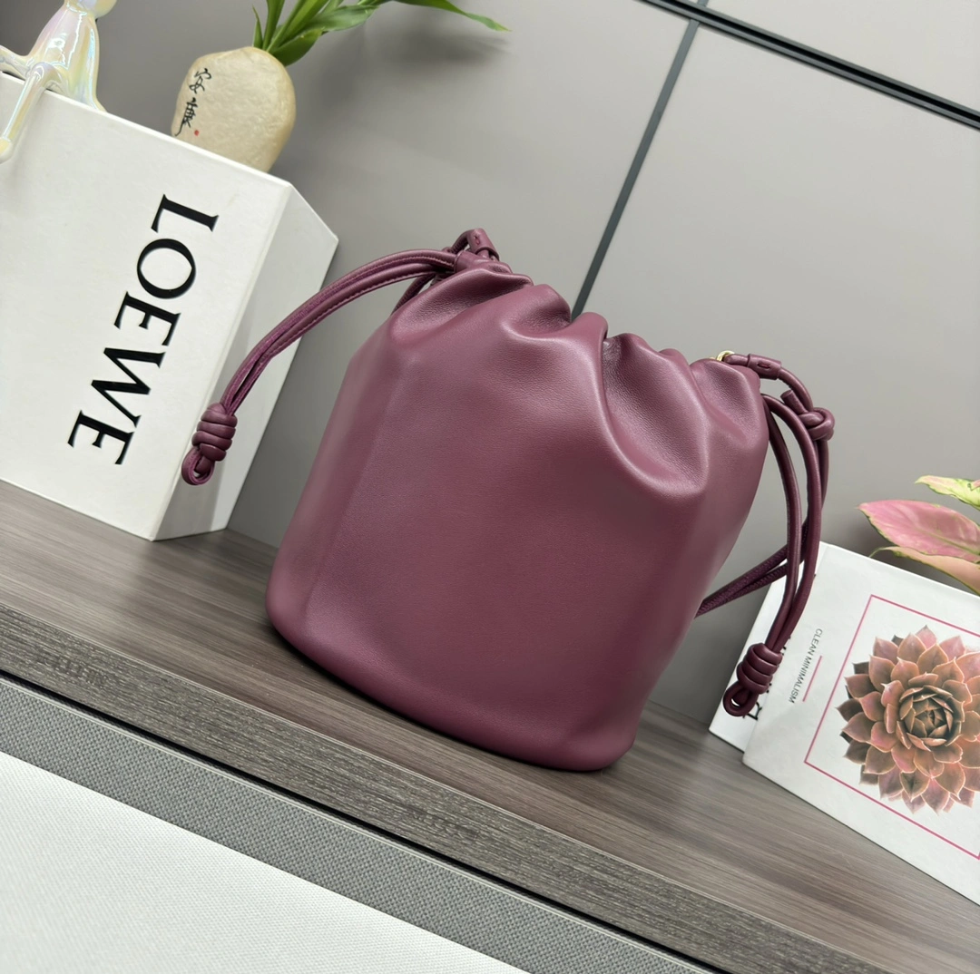 Sustainable Loewe Bucket Bags 67242