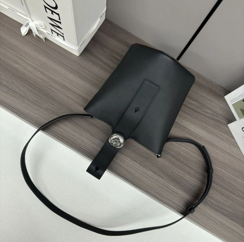 Effortless Loewe Bucket Bags 61728