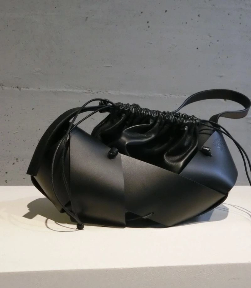 Fashionable Loewe Bucket Bags 61719