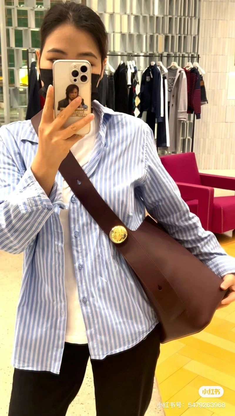 Loewe Bucket Bags Trendsetting 61708