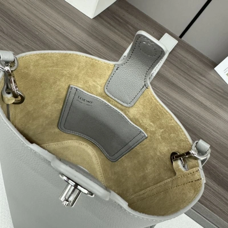 Loewe Bucket Bags Vibrant 61733