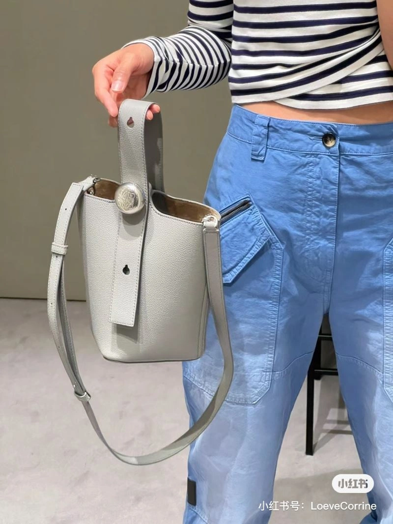 Loewe Bucket Bags Vibrant 61733