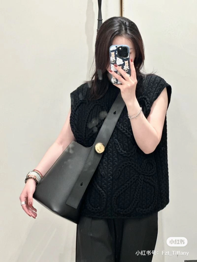 Casual Loewe Bucket Bags 61696