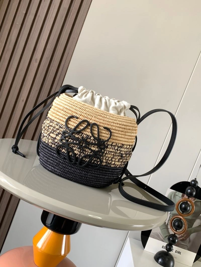 Tailored Loewe Bucket Bags 77547
