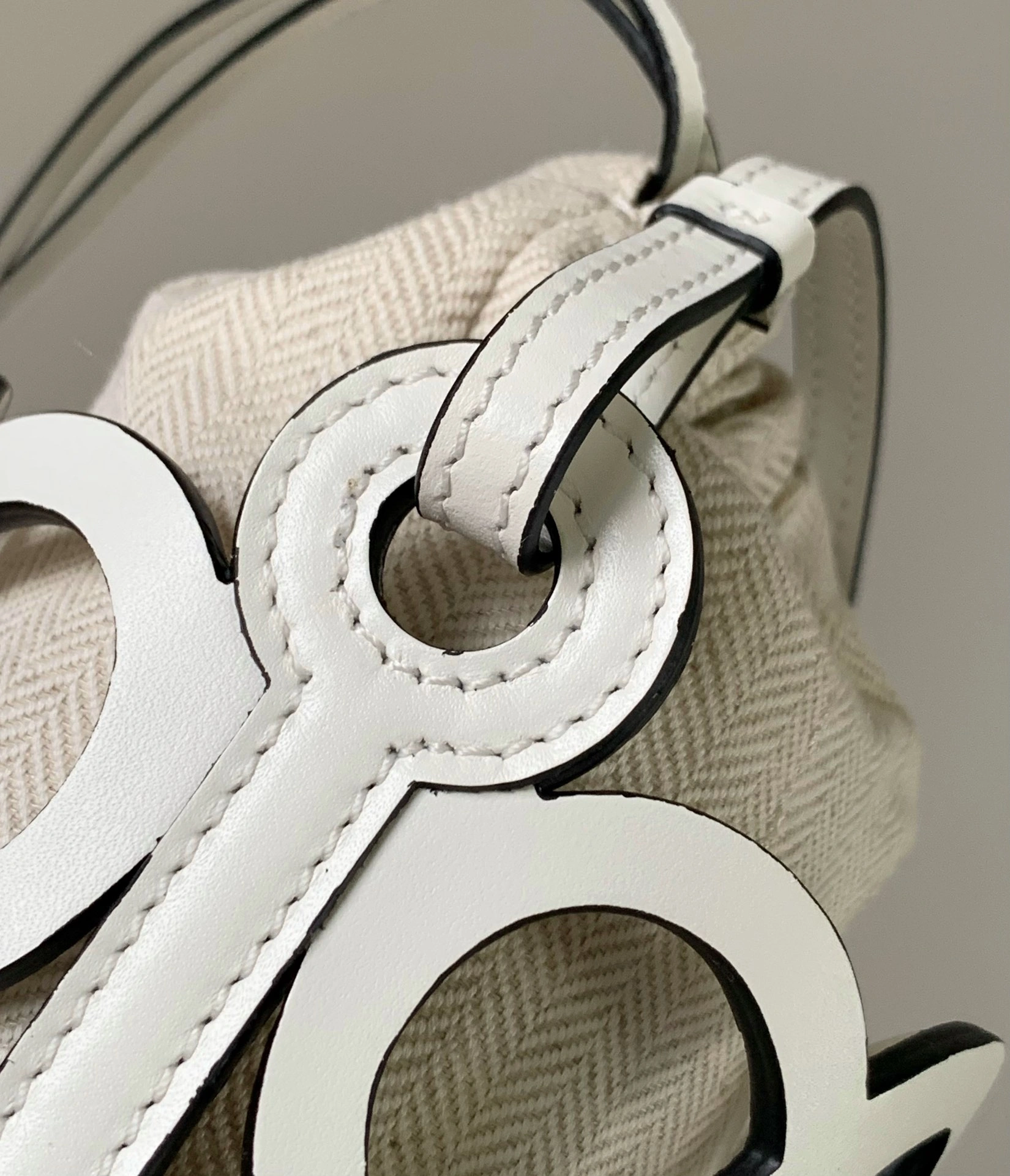 Loewe Bucket Bags FastDry 72001