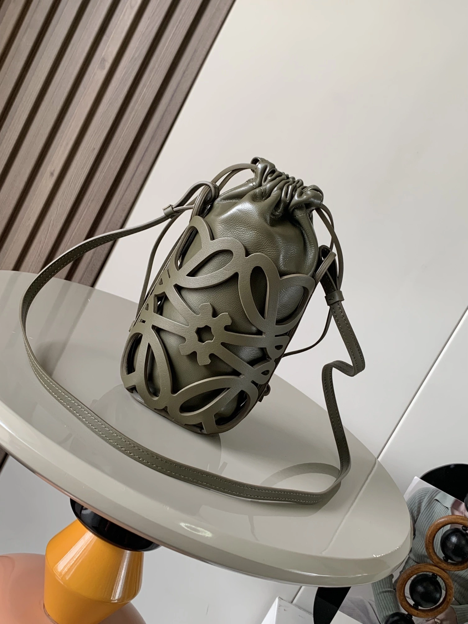 Loewe Bucket Bags SmartChoice 72007