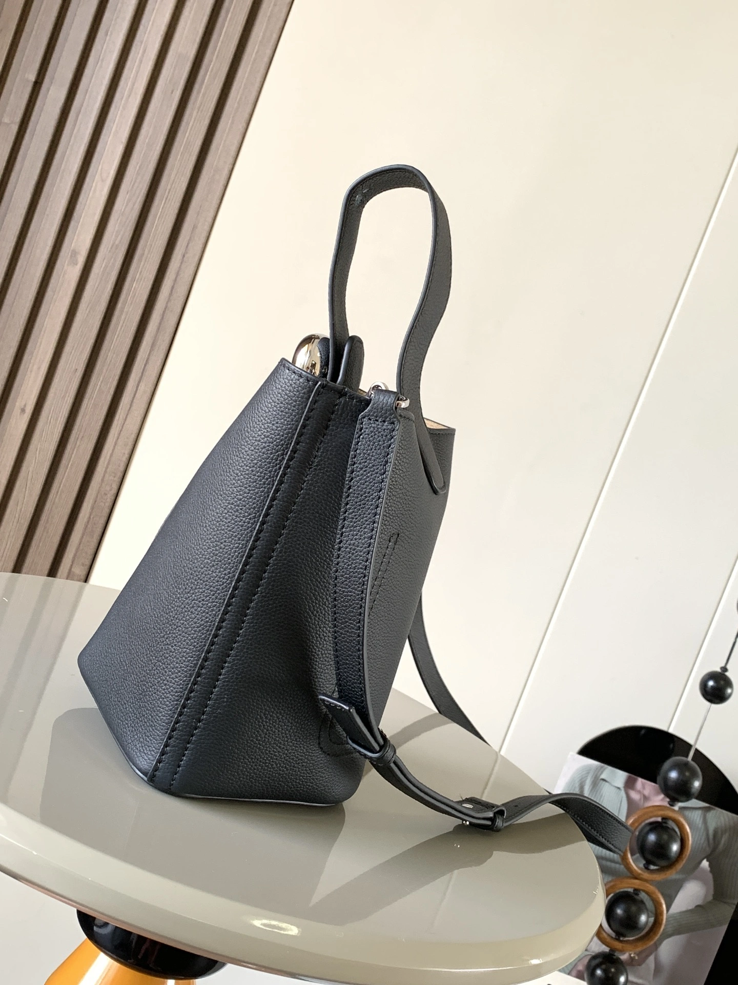 Contemporary Loewe Bucket Bags 71993